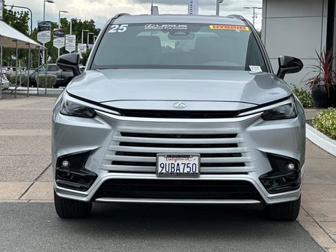 Certified 2025 Lexus TX 500h AWD w/ Technology Package image 6