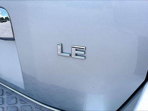 Used 2007 Nissan Pathfinder LE RWD image 21