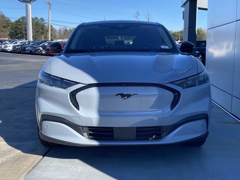 New 2025 Ford Mustang Mach-E Premium image 9