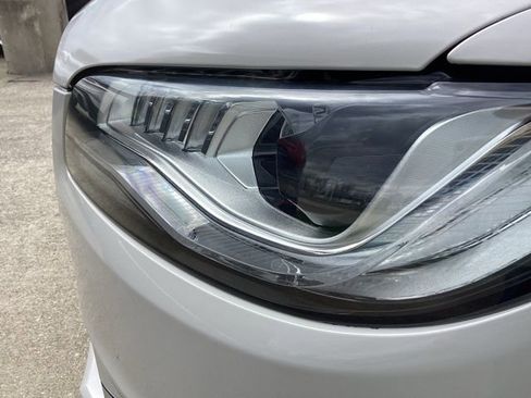 Used 2019 Lincoln MKZ Reserve w/ Reserve Plus Package image 4