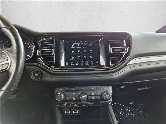 Used 2023 Dodge Durango SXT RWD image 14