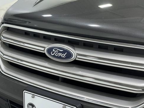 Used 2018 Ford Escape Titanium w/ Ford Safe & Smart Package image 38