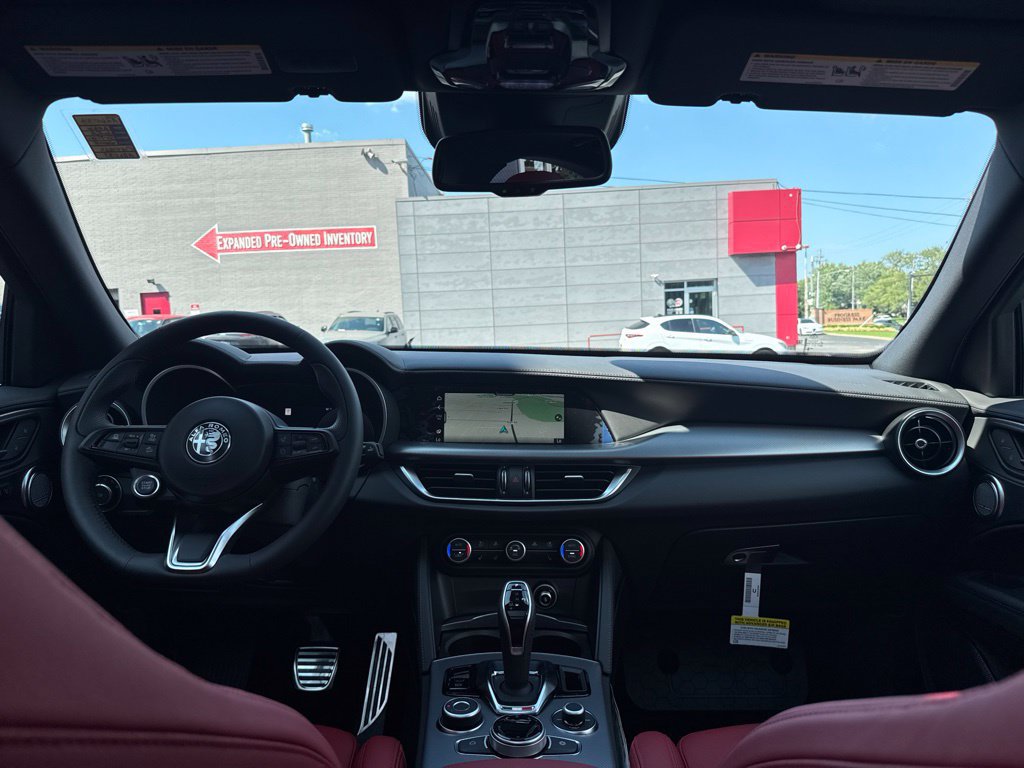 New 2026 Alfa Romeo Stelvio Sprint AWD/4WD image 34