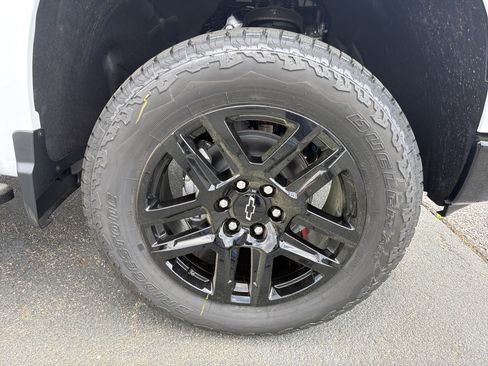 New 2026 Chevrolet Silverado 1500 LT Trail Boss w/ Convenience Package II AWD/4WD image 12