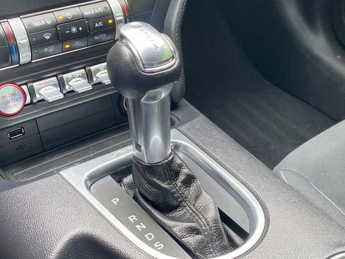 Used 2020 Ford Mustang Coupe w/ Equipment Group 101A RWD image 27