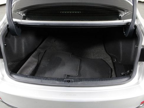 Used 2019 Lexus IS 300 F Sport w/ F Sport Package RWD image 17