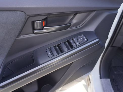 New 2026 Toyota C-HR AWD/4WD image 9
