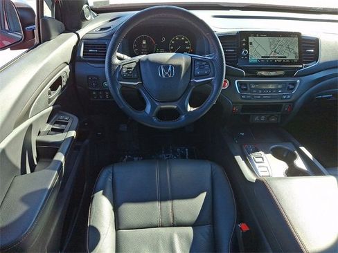 Used 2024 Honda Ridgeline TrailSport image 2