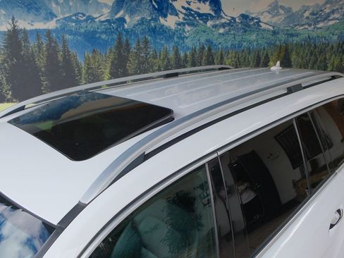 Used 2017 Mercedes-Benz GLS 450 4MATIC w/ Premium Package image 42