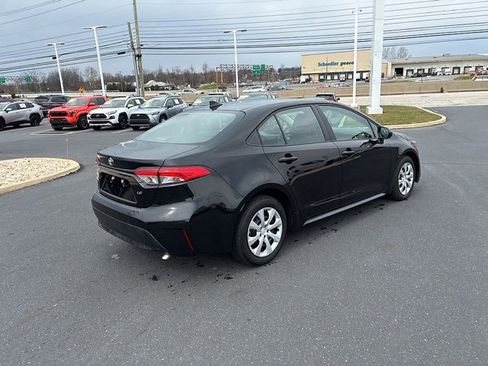 Certified 2024 Toyota Corolla LE image 9