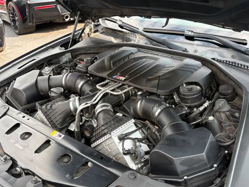 Used 2014 BMW M5 RWD image 29