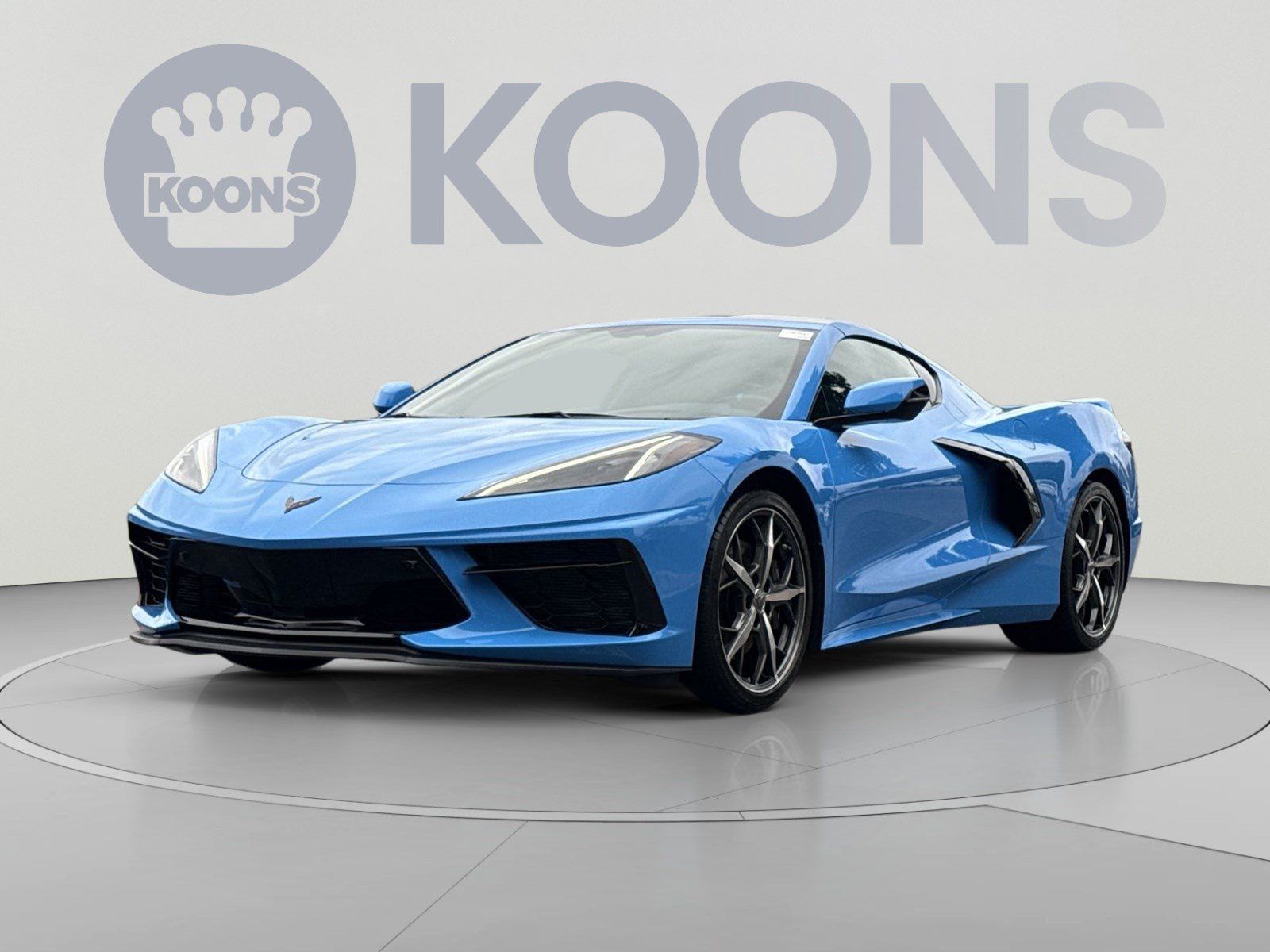 Used 2022 Chevrolet Corvette Stingray Premium Cpe w/ Z51 Performance Package RWD image 1