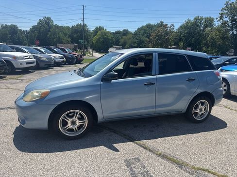 Used 2005 Toyota Matrix FWD image 4