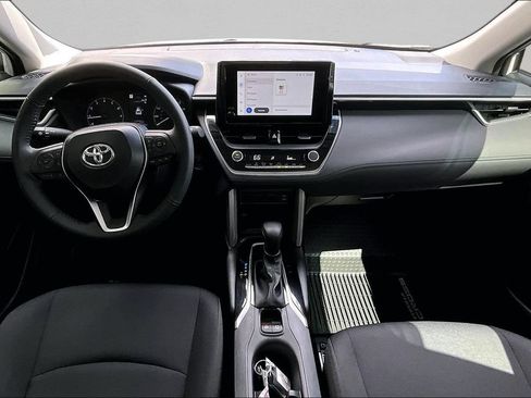 Certified 2024 Toyota Corolla Cross LE FWD image 10