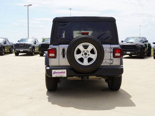Used 2021 Jeep Wrangler Unlimited Sport AWD/4WD image 7