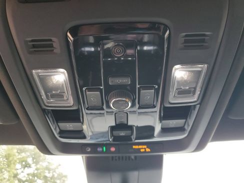 New 2026 GMC Yukon XL AT4 Ultimate AWD/4WD image 49