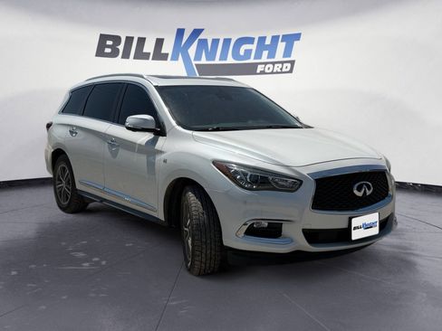 Used 2019 INFINITI QX60 Luxe w/ Essential Package FWD image 7