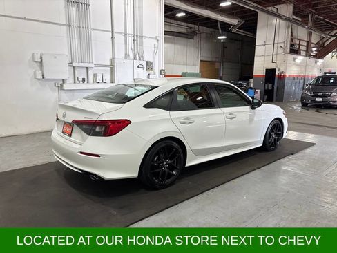 Used 2024 Honda Civic Sport image 6