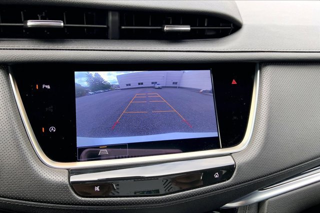 Used 2024 Cadillac XT5 Premium Luxury w/ LPO, Floor Liner Package AWD/4WD image 21