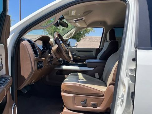 Used 2022 RAM 2500 Laramie AWD/4WD image 12
