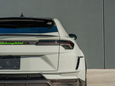 Used 2024 Lamborghini Urus Performante image 44