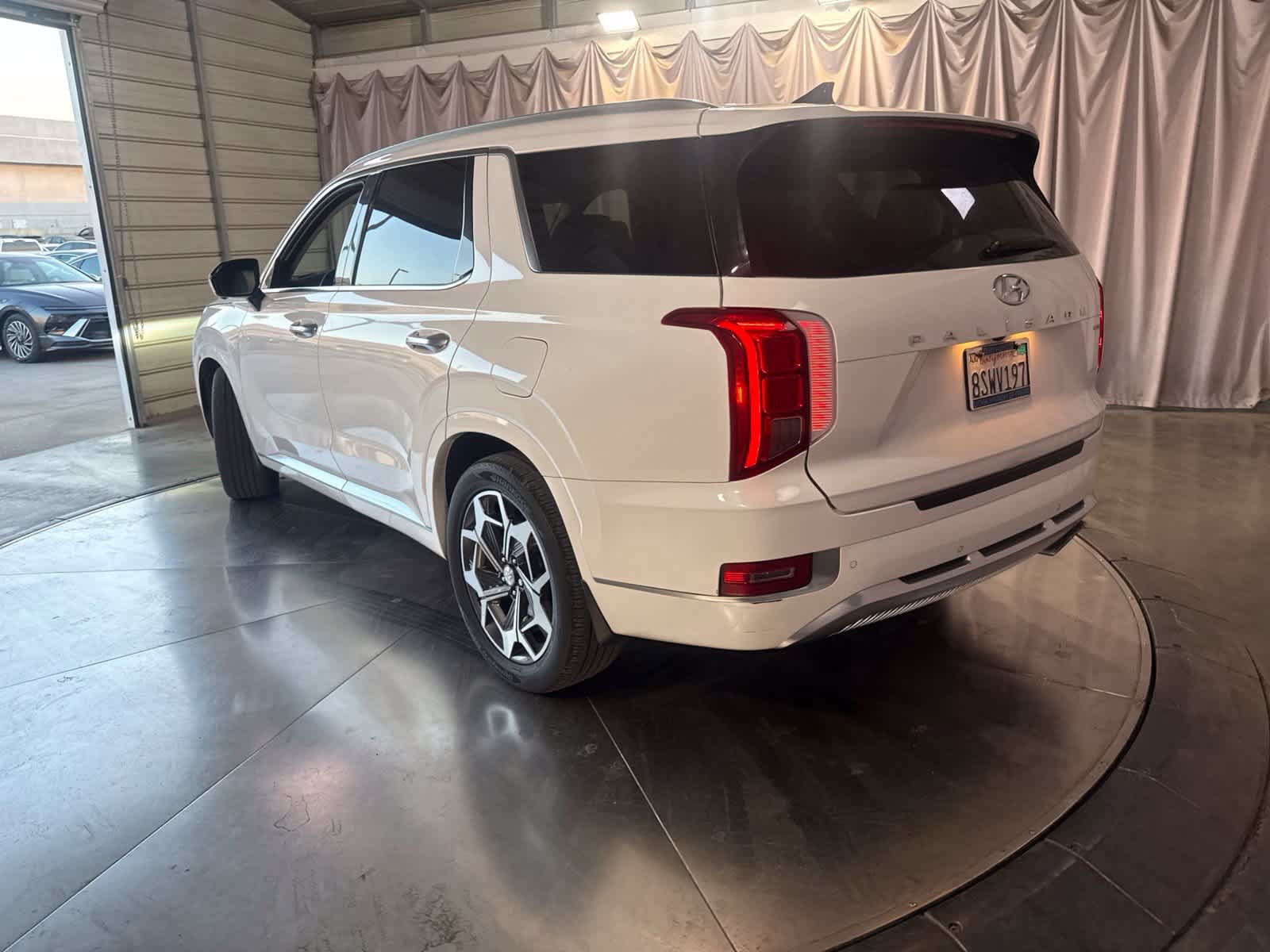 Used 2021 Hyundai Palisade Calligraphy w/ Winter Package AWD/4WD image 7