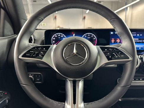 Certified 2026 Mercedes-Benz GLB 250 image 27
