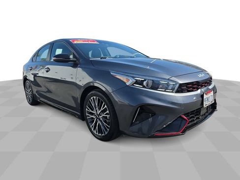Used 2023 Kia Forte GT-Line w/ GT-Line Technology Package FWD image 2