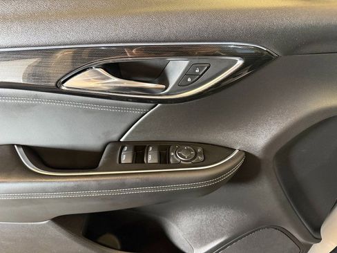 Used 2021 Buick Envision Preferred w/ Sport Touring Package image 17