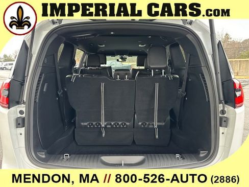 New 2026 Chrysler Pacifica Select FWD image 10
