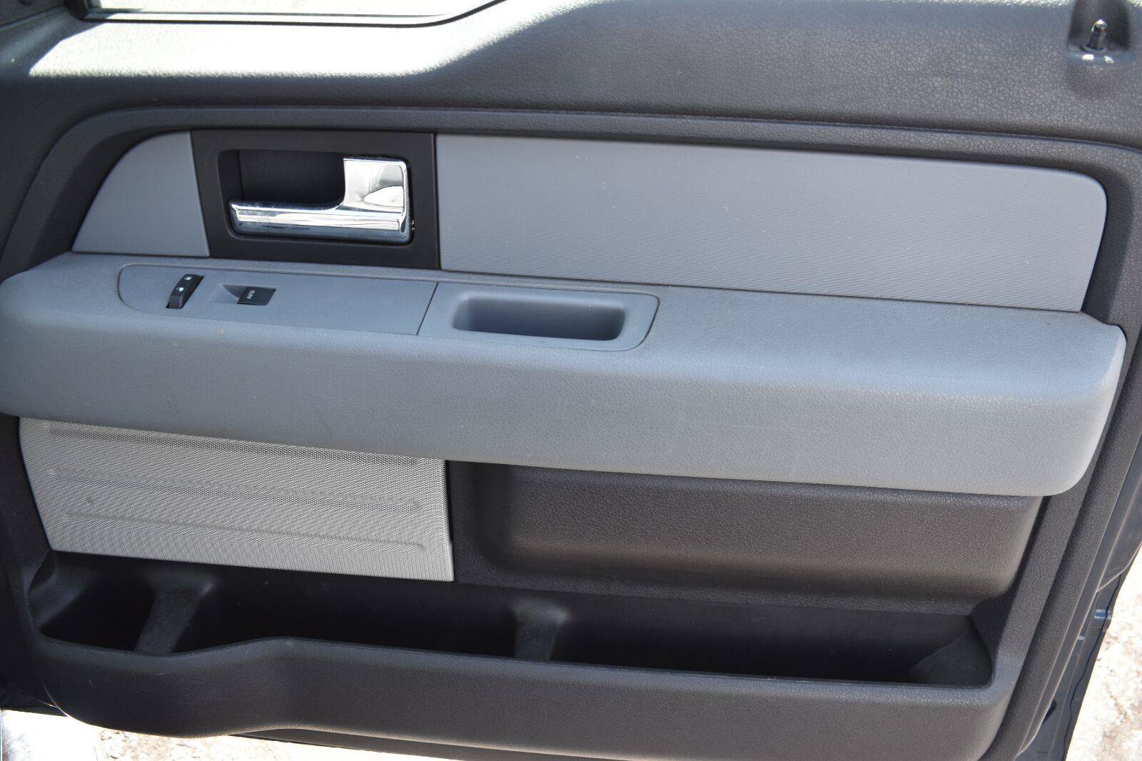 Used 2014 Ford F150 XLT w/ XLT Chrome Package RWD image 13