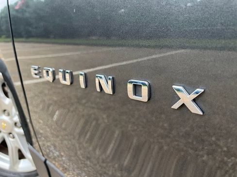 Used 2018 Chevrolet Equinox LS AWD/4WD image 52
