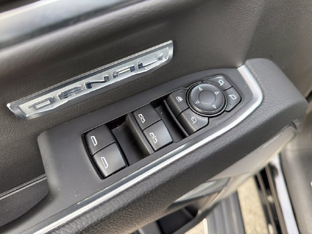 Used 2026 GMC Sierra 1500 Denali AWD/4WD image 17