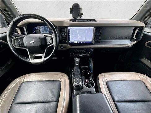 Used 2022 Ford Bronco Wildtrak AWD/4WD image 16