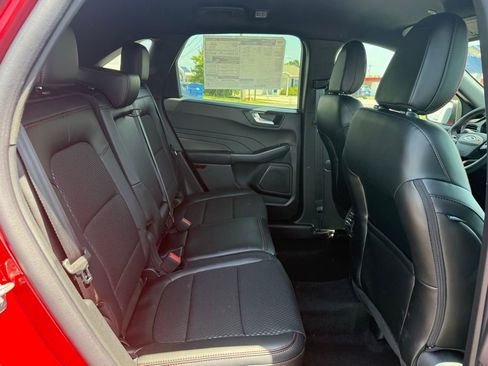 New 2025 Ford Escape ST-Line w/ Tech Pack #1 FWD image 35