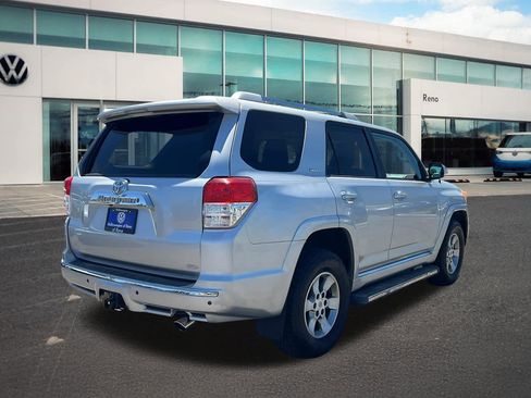 Used 2011 Toyota 4Runner SR5 w/ Premium Pkg w/Leather AWD/4WD image 5