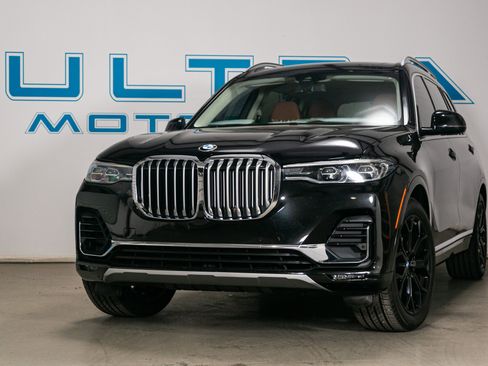 Used 2020 BMW X7 xDrive40i w/ Premium Package image 3