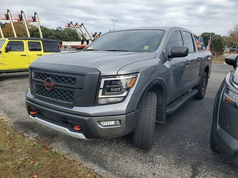 Used 2024 Nissan Titan PRO-4X w/ Pro-4x Utility Package image 2