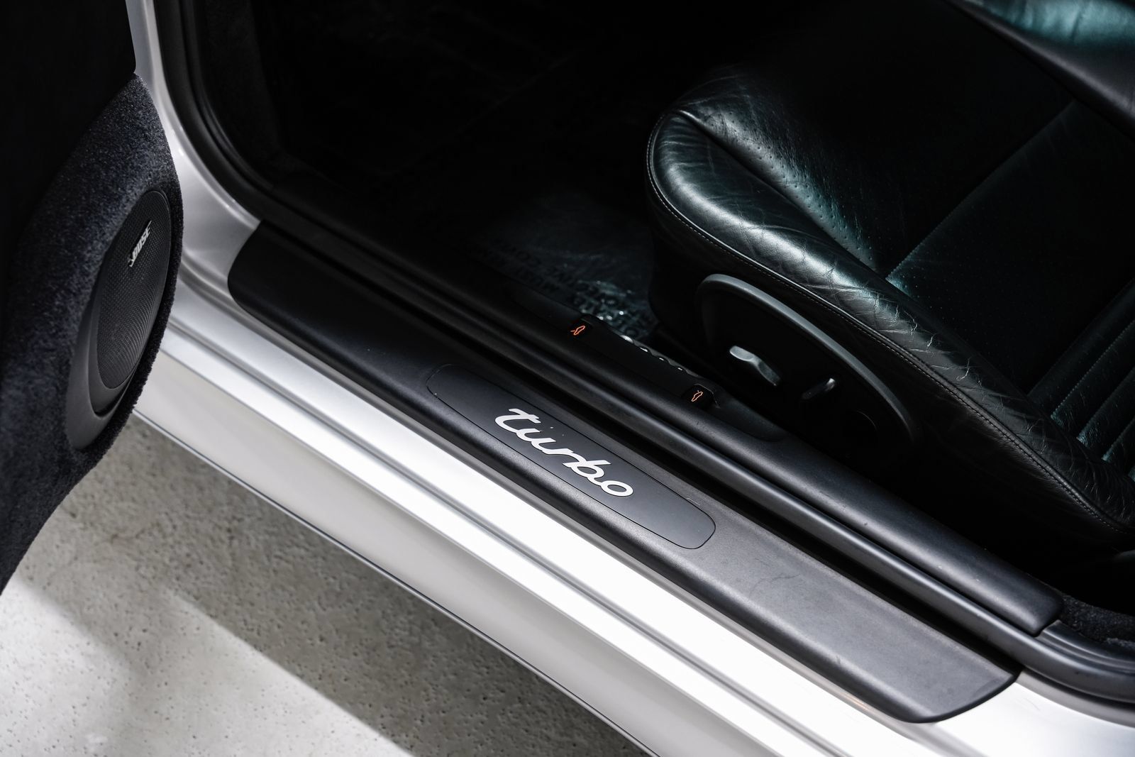 Used 2003 Porsche 911 Turbo AWD/4WD image 21