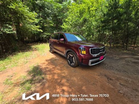 Used 2024 Kia Telluride S w/ S Sunroof Package AWD/4WD image 3