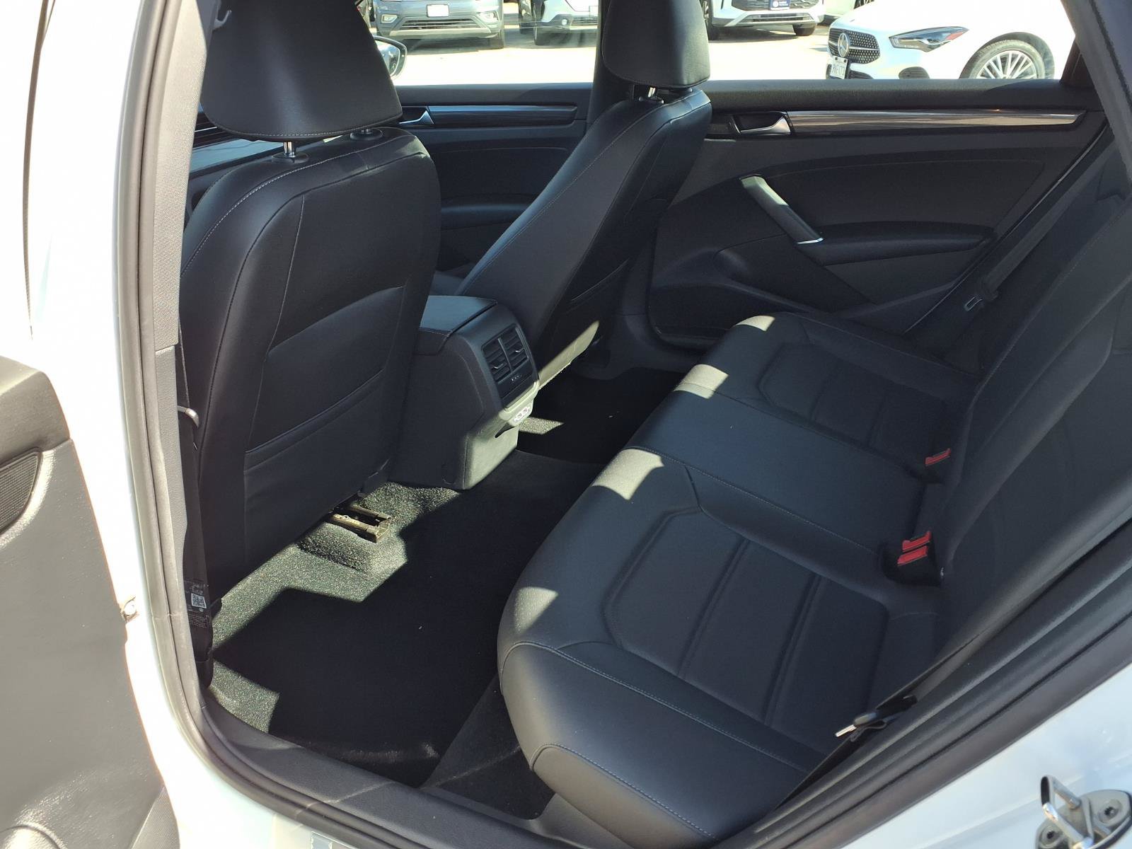 Used 2021 Volkswagen Passat 2.0T R-Line FWD image 19