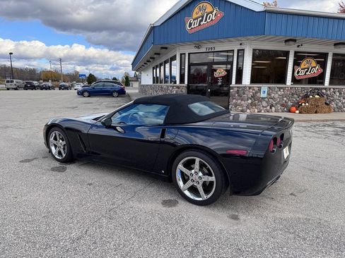 Used 2006 Chevrolet Corvette Base 2dr Convertible w/ Preferred Equipment Group image 7