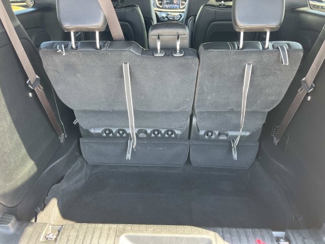 Certified 2026 Chrysler Pacifica Select FWD image 12