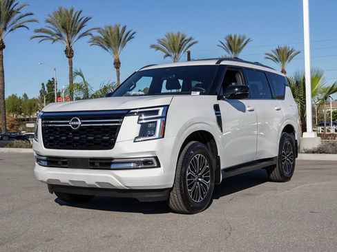New 2026 Nissan Armada SL image 8