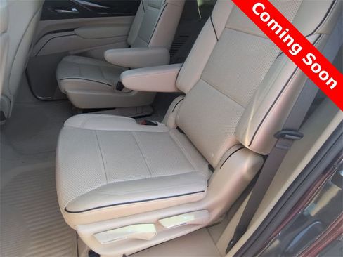 Used 2023 Cadillac Escalade Premium Luxury w/ LPO, Floor Liner Package image 20