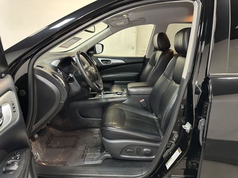 Used 2018 Nissan Pathfinder SL w/ Midnight Edition Package image 22