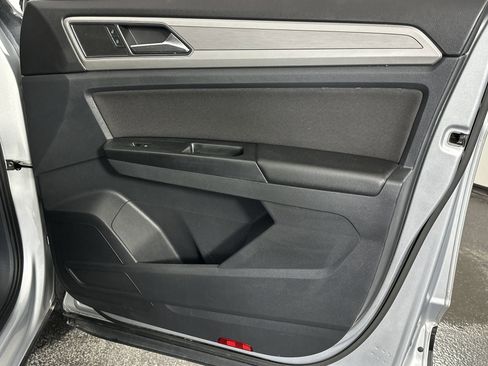 Used 2018 Volkswagen Atlas S image 35