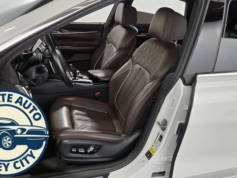 Used 2019 BMW 640i Gran Turismo xDrive 640 Gran Turismo i xDrive image 26