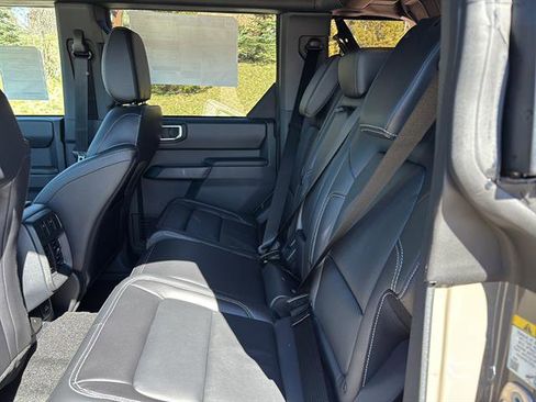New 2026 Ford Bronco Outer Banks w/ Sasquatch Package AWD/4WD image 15