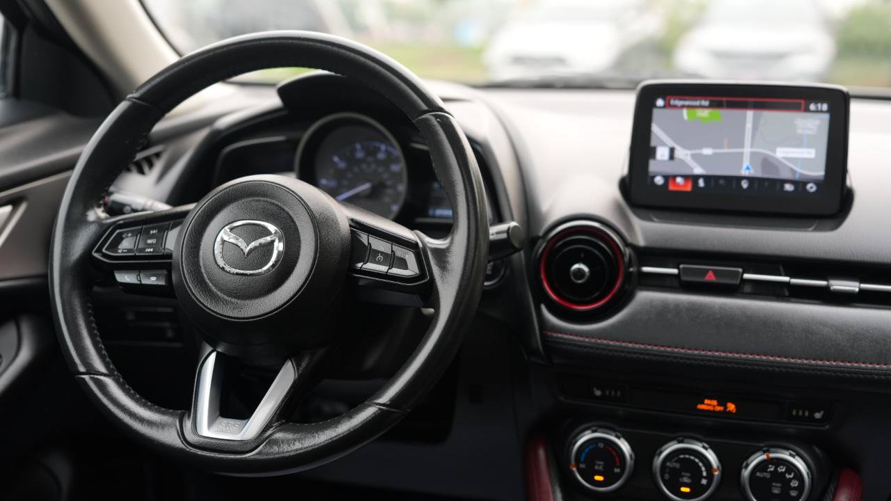 Used 2018 MAZDA CX-3 Touring w/ Preferred Equipment Package FWD image 11